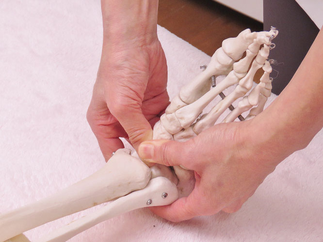 ラックスコース 足の施術中の写真1